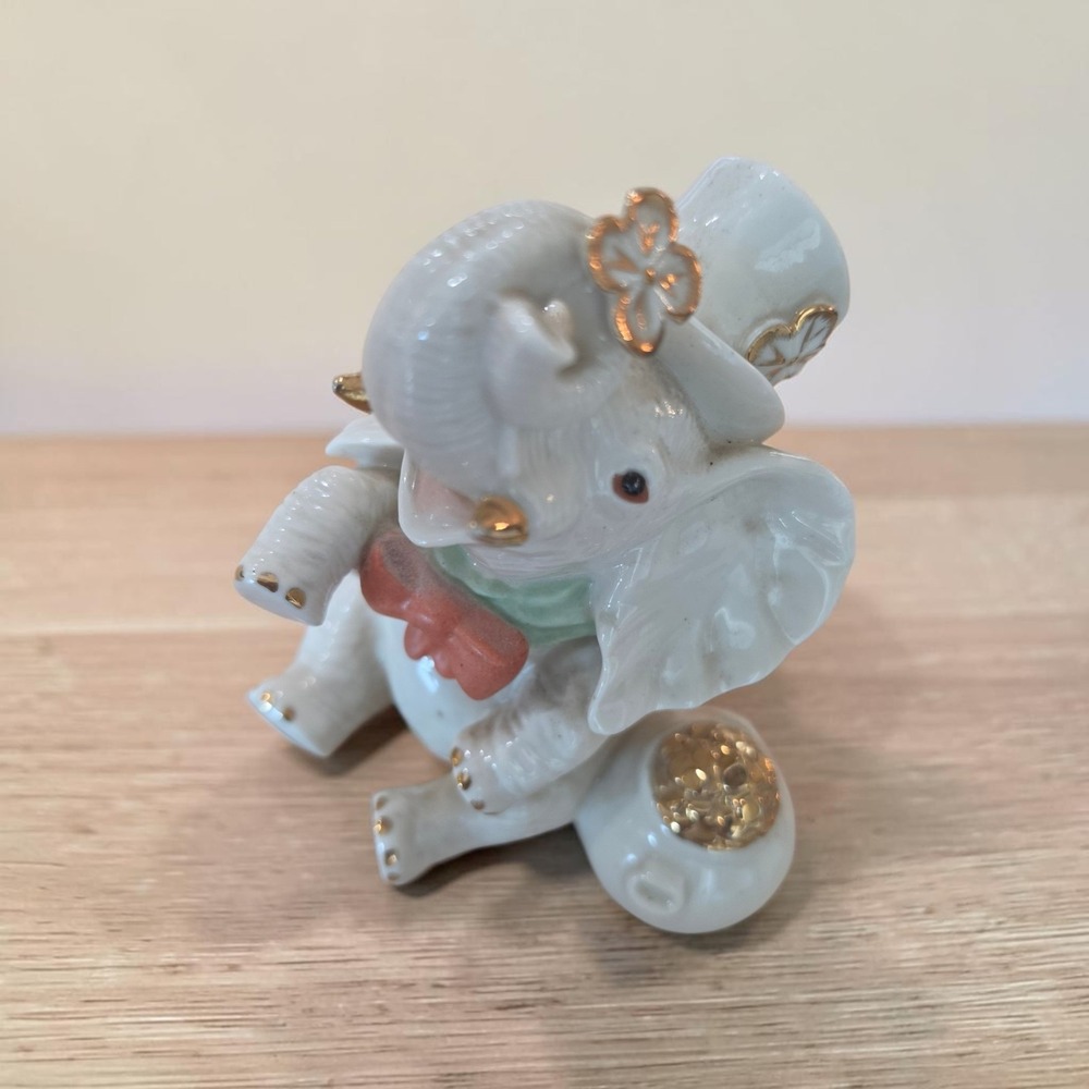 Lenox Irish Luck Elephant Figurine Porcelain St Patricks Day Gold Accents 3.75in